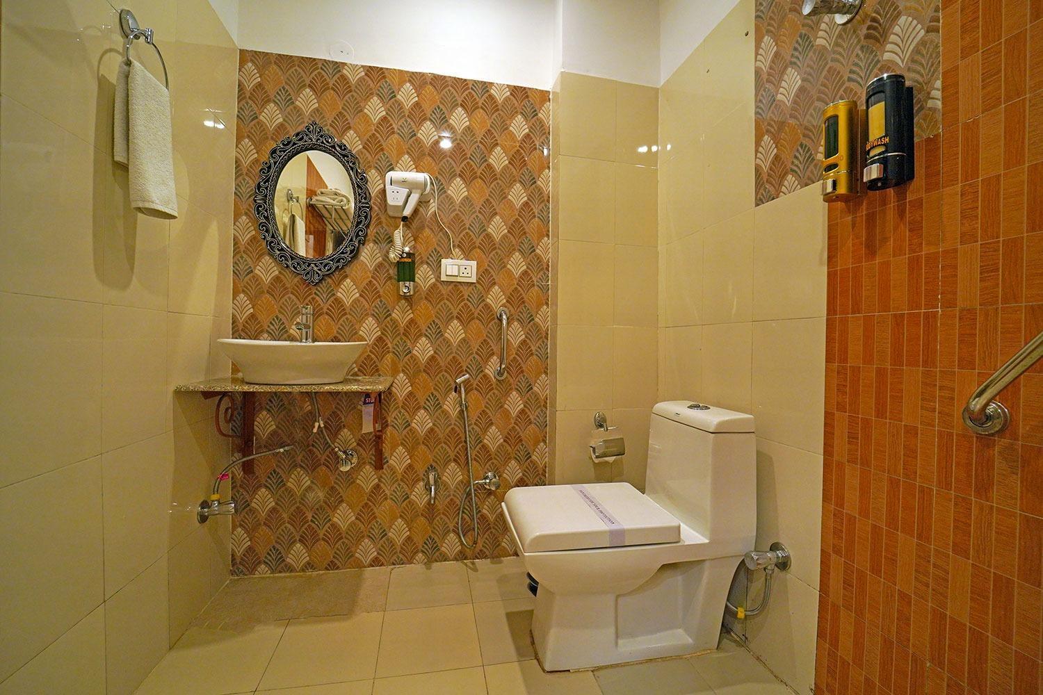 The Neeraj Naturecure On Ganga Rishīkesh Exterior foto