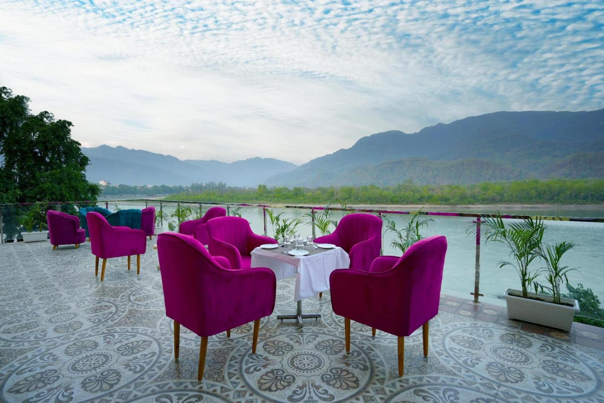 The Neeraj Naturecure On Ganga Rishīkesh Exterior foto